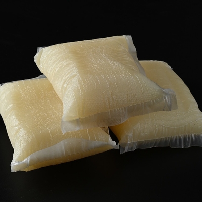 kopen Melk Witte Polyolefin Hete Smelting Zelfklevend CAS No. 9009-54-5 de Vorm van het blokhoofdkussen online manufacture
